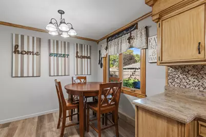 3344 W Edgerton Ave, Greenfield, WI 53221 - Photo 20