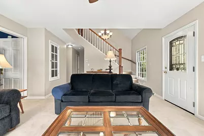 815  Apple Tree Ln, Brookfield, WI 53005 - Photo 10