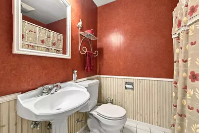815  Apple Tree Ln, Brookfield, WI 53005 - Photo 20