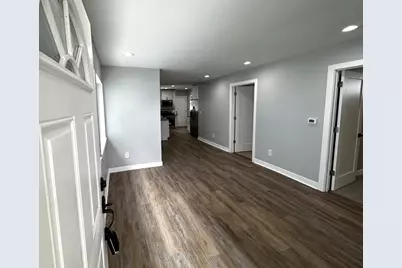 924  Wisconsin Ave, Racine, WI 53403 - Photo 12