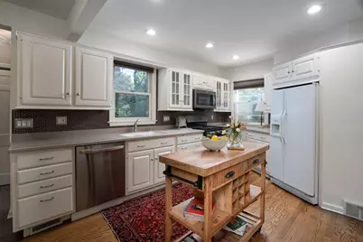 2630 N 88th St, Wauwatosa, WI 53226 - Photo 10