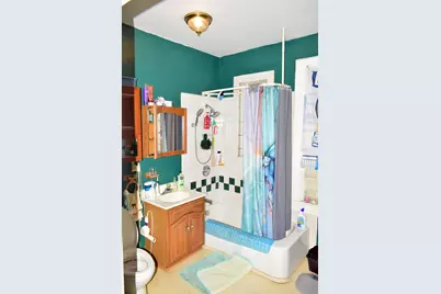 740 E Lincoln Ave, Milwaukee, WI 53207 - Photo 12