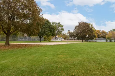 1104 N Bel Ayr Dr, Waukesha, WI 53188 - Photo 26
