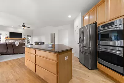 9327  66th St, Kenosha, WI 53142 - Photo 10