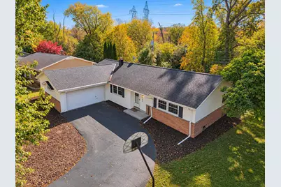 12123 W Diane Dr, Wauwatosa, WI 53226 - Photo 26