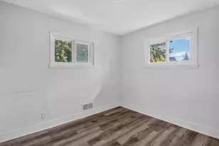 5072 N 60th St, Milwaukee, WI 53218 - Photo 10