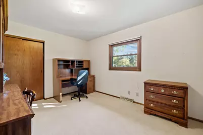 4824 N Parke Ridge Ln, Sheboygan, WI 53083 - Photo 20