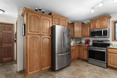 713  Willow Creek Pkwy, Watertown, WI 53094 - Photo 20