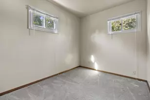 6210 W Morgan Ave, Milwaukee, WI 53220 - Photo 20