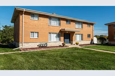 N84W15464  Menomonee Ave, Menomonee Falls, WI 53051 - Photo 2
