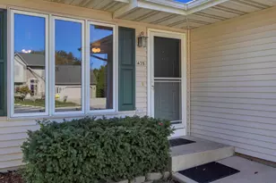 435 Birch Tree Ave, Cedar Grove, WI 53013 - Photo 2