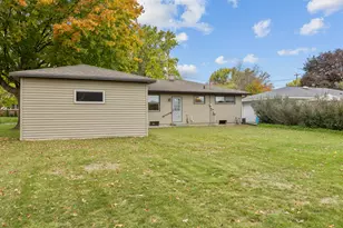 215 N 9th St, Oostburg, WI 53070 - Photo 4