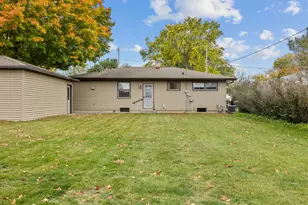 215 N 9th St, Oostburg, WI 53070 - Photo 26