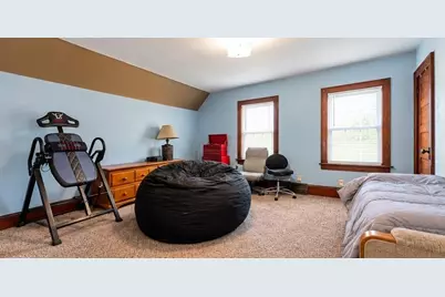 1047 W Washington St, West Bend, WI 53095 - Photo 10