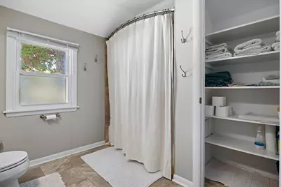 7345 W Warnimont Ave, Milwaukee, WI 53220 - Photo 22