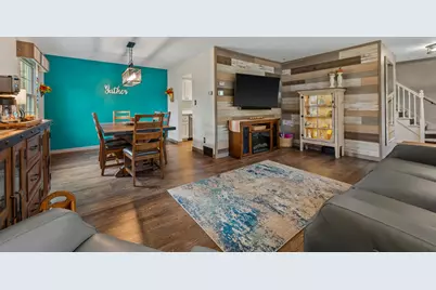 W332N5543  Linden Cir, Merton, WI 53058 - Photo 6