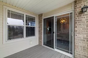 9173 W Cold Spring Rd, Greenfield, WI 53228 - Photo 26