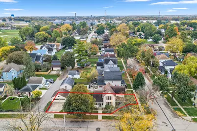 300  Edward St, Burlington, WI 53105 - Photo 6
