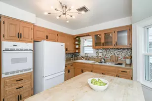 3476 S Brust Ave, Milwaukee, WI 53207 - Photo 8