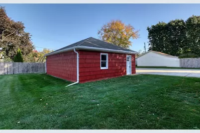 3248 S 84th St, Milwaukee, WI 53227 - Photo 30