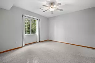 758 Bridlewood Dr, Hartford, WI 53027 - Photo 18