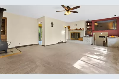 18310  Benington Dr, Brookfield, WI 53045 - Photo 12