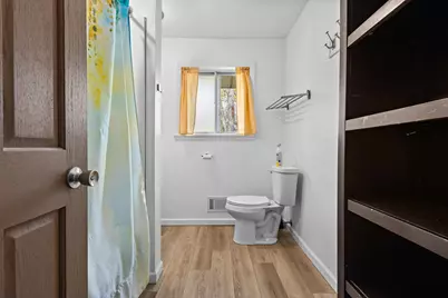 18310  Benington Dr, Brookfield, WI 53045 - Photo 22