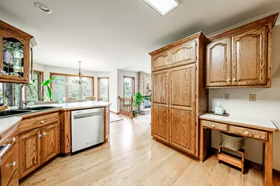 N70W23122  Homestead Ct, Sussex, WI 53089 - Photo 4