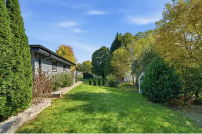12731 W Park Ave, New Berlin, WI 53151 - Photo 54