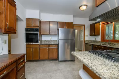 1080  Davidson Rd, Brookfield, WI 53045 - Photo 12