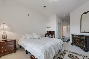 4120 S Lake Dr, Saint Francis, WI 53235 - Photo 6