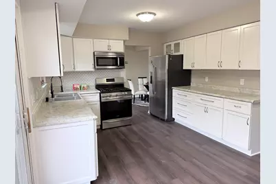 12309 W Euclid Ave, West Allis, WI 53227 - Photo 8
