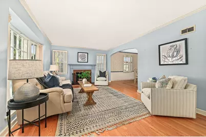 5252 N Bay Ridge Ave, Whitefish Bay, WI 53217 - Photo 2