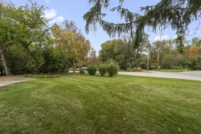 4307 W Grace Ave, Mequon, WI 53092 - Photo 26