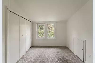 4307 W Grace Ave, Mequon, WI 53092 - Photo 22