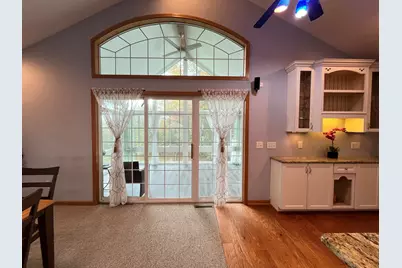 W1026  Ski Hill Dr, Spring Prairie, WI 53105 - Photo 8