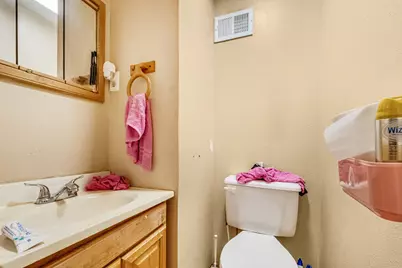 3767 S Pennsylvania Ave, Saint Francis, WI 53235 - Photo 10