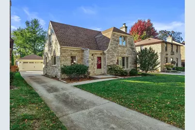 2545 N 83rd St, Wauwatosa, WI 53213 - Photo 2