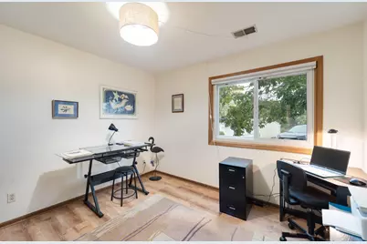 1849  Parknoll Ln, Port Washington, WI 53074 - Photo 22
