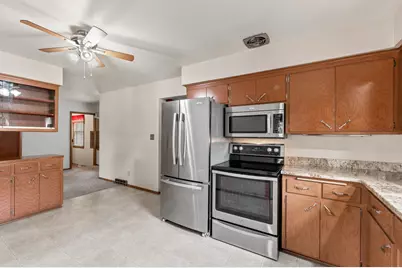 W174N9359  Devon Wood Rd, Menomonee Falls, WI 53051 - Photo 8