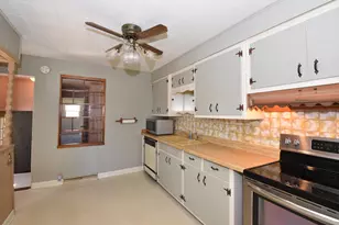 206 Belmont Ave, Racine, WI 53405 - Photo 8