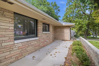 1231 N 121st St, Wauwatosa, WI 53226 - Photo 32