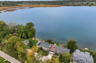W4232 West End Rd, Geneva, WI 53147 - Photo 1
