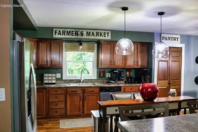 416 S Green Bay Rd, Racine, WI 53406 - Photo 18