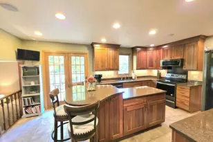 4202 S 16th St, Sheboygan, WI 53081 - Photo 8