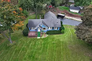 7990 W Lakeshore Dr, Burlington, WI 53105 - Photo 2