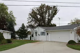 W933 S Shore Ln, Marshfield, WI 53079 - Photo 2