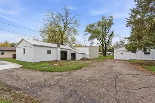 420 Hamilton Pl, Horicon, WI 53032 - Photo 6