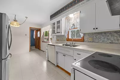 215 W Beutel Rd, Port Washington, WI 53074 - Photo 10