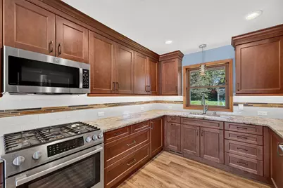 4179  Briar Ridge Ln, Richfield, WI 53017 - Photo 16